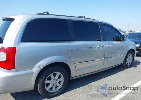 2012 Chrysler Town & Country Touring из США, поврежденный, VIN 2C4RC1BG3CR126636